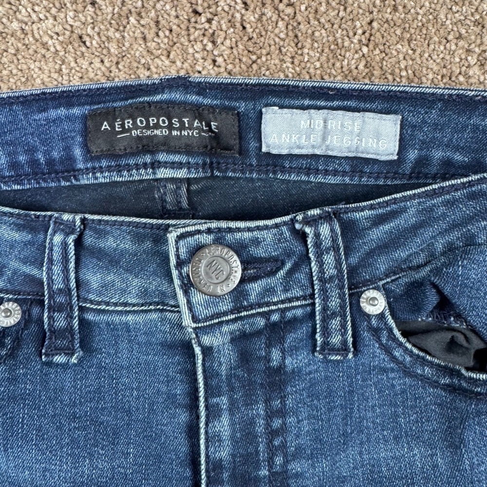Aeropostale Womens‎ Mid Rise Ankle Jegging Distressed Ripped Jeans Dark Sz 2 Reg - Picture 6 of 8
